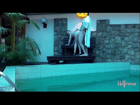❤️ Boss hovuza qulluqçu dəvət edir, lakin isti müqavimət göstərə bilmədi ️ Anal video bizdə az.sexera.ru ️❤